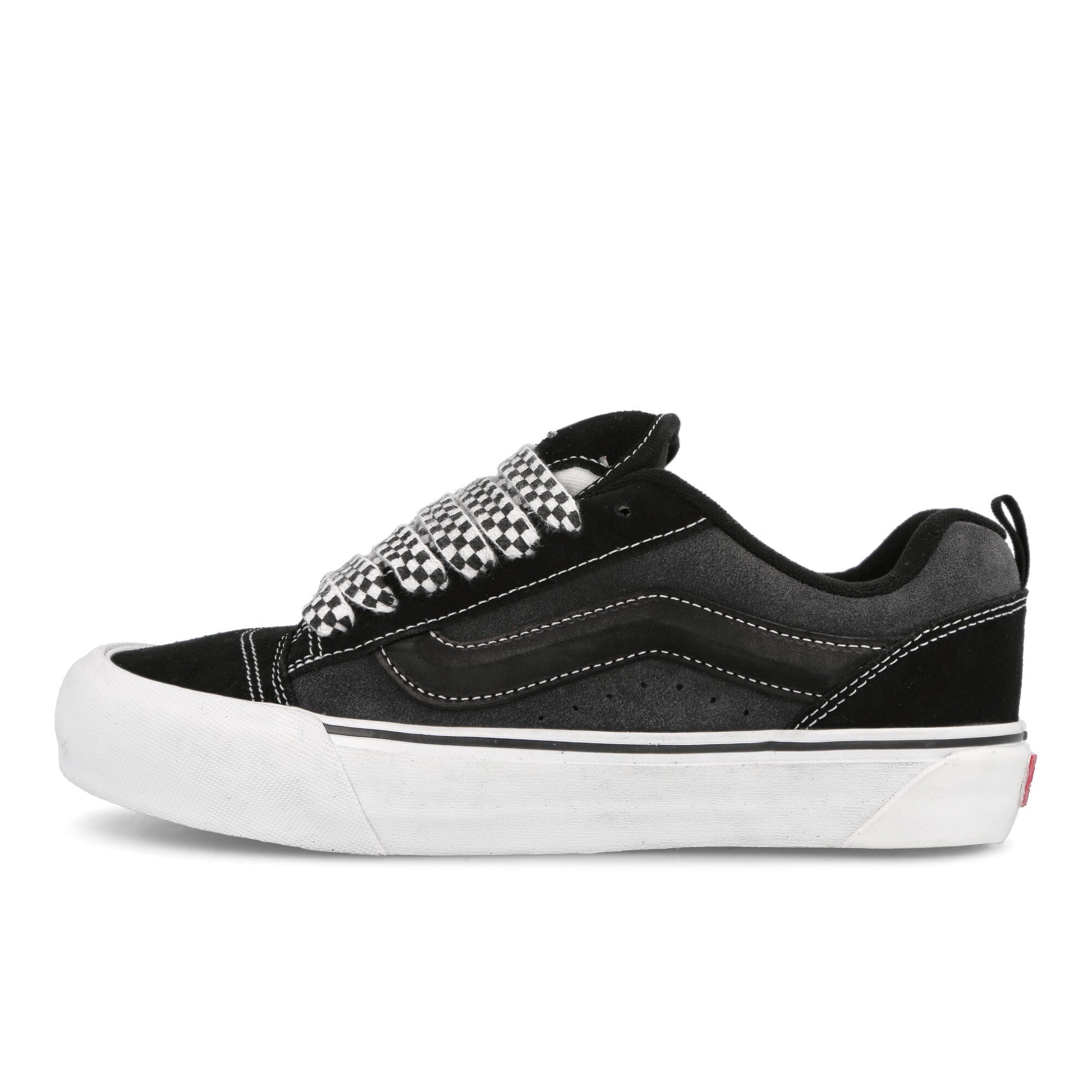 Vans® Knu Skool Vlt Lx black - asK30Ao4